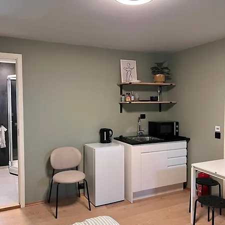 Modern 1-room - Right By The Arctic Cathedral And Fjellheisen