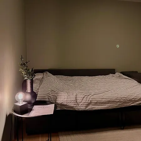 Modern 1-room - Right By The Arctic Cathedral And Fjellheisen Apartment Tromso