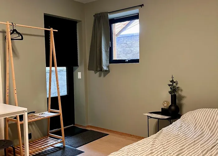 Modern 1-room - Right By The Arctic Cathedral And Fjellheisen * Tromsø